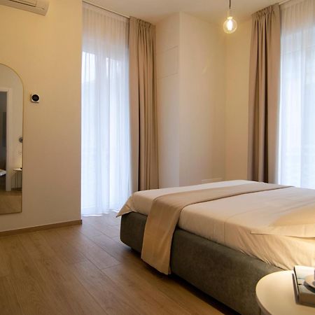 Gigi Suites&Apartments ستريزا المظهر الخارجي الصورة