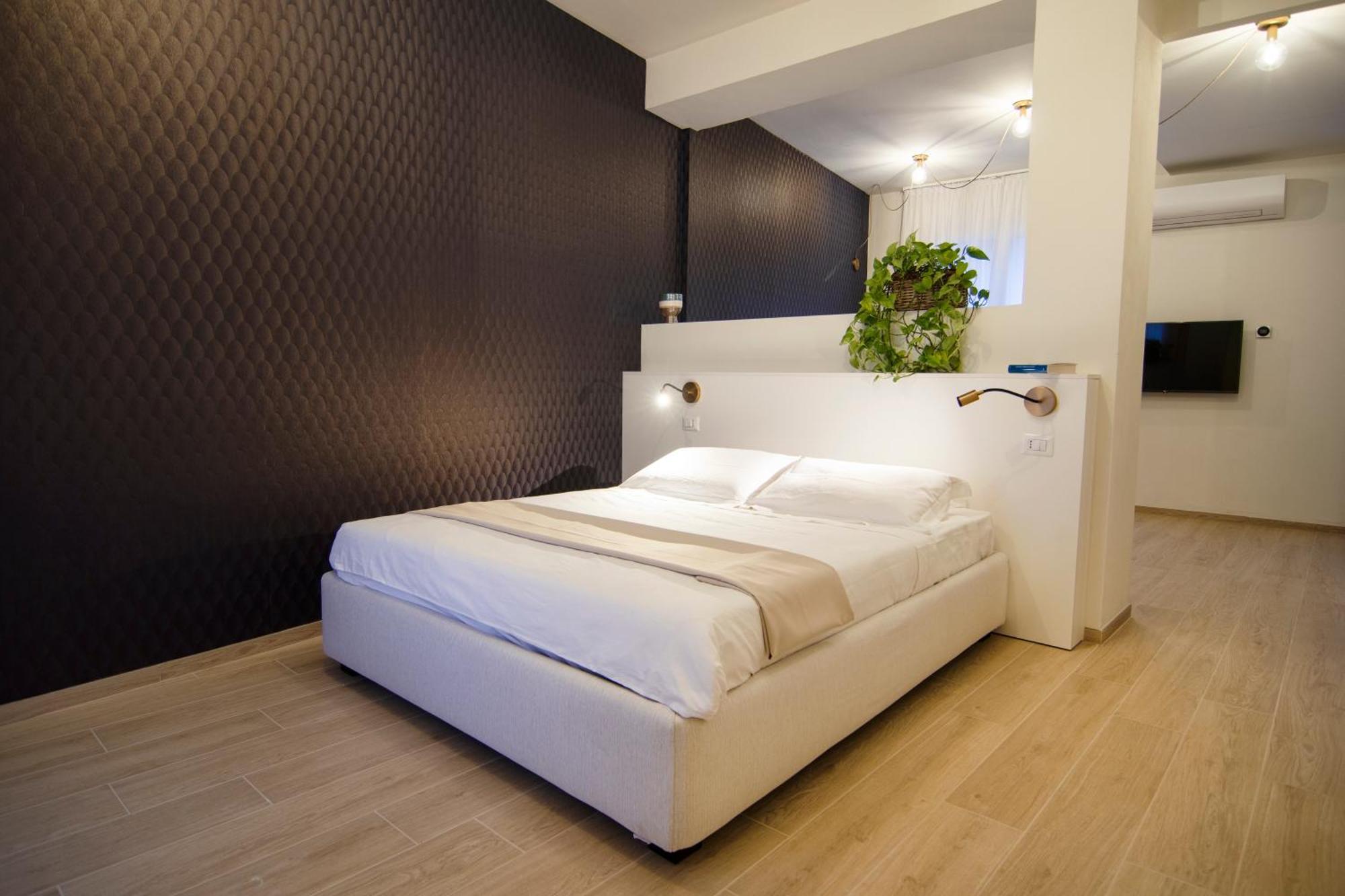 Gigi Suites&Apartments ستريزا المظهر الخارجي الصورة