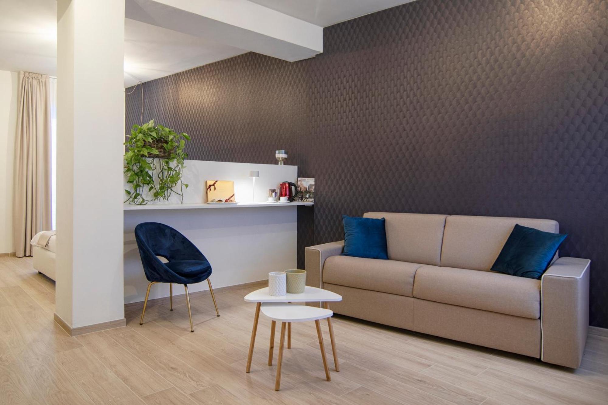 Gigi Suites&Apartments ستريزا المظهر الخارجي الصورة
