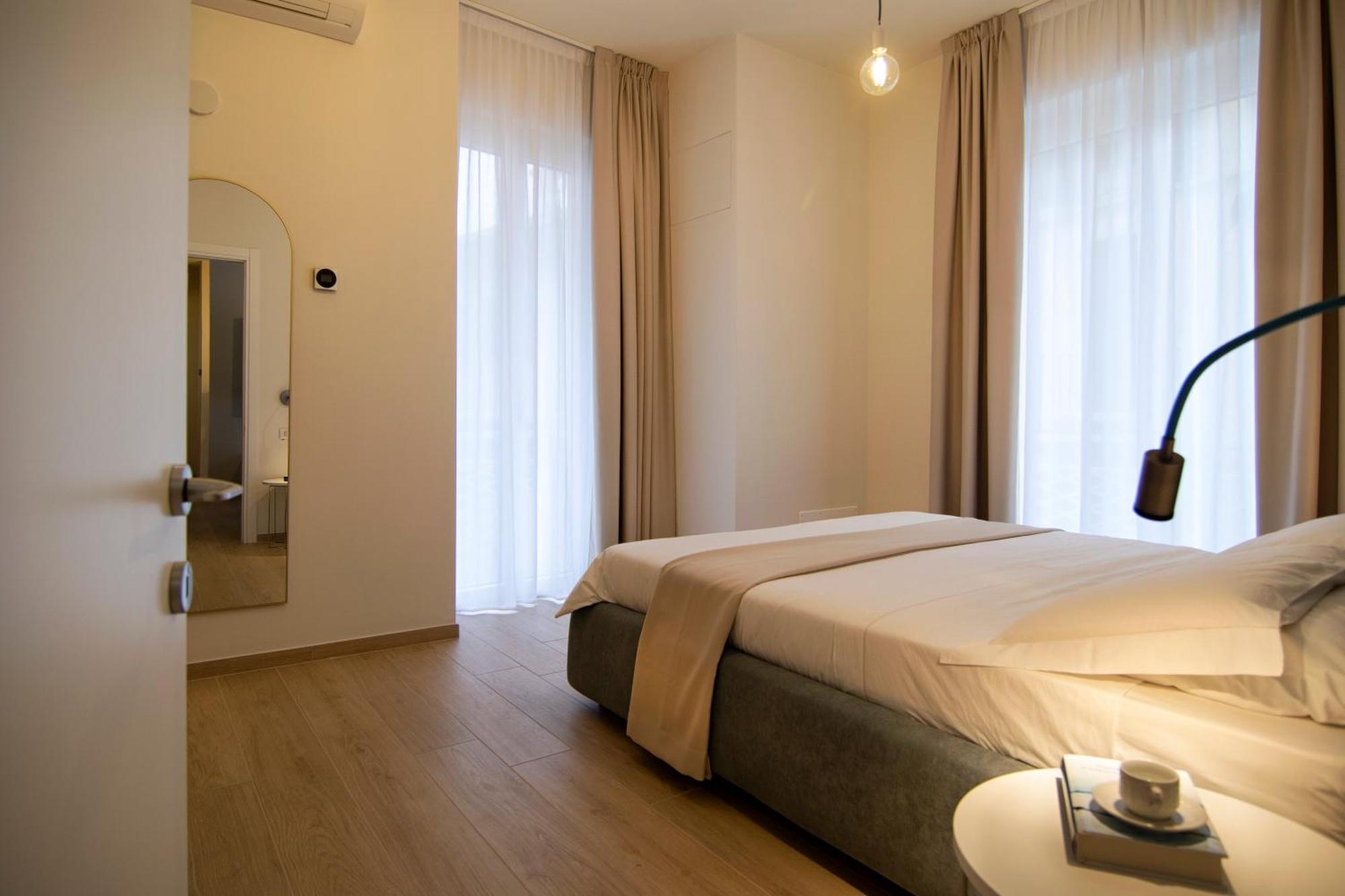 Gigi Suites&Apartments ستريزا المظهر الخارجي الصورة