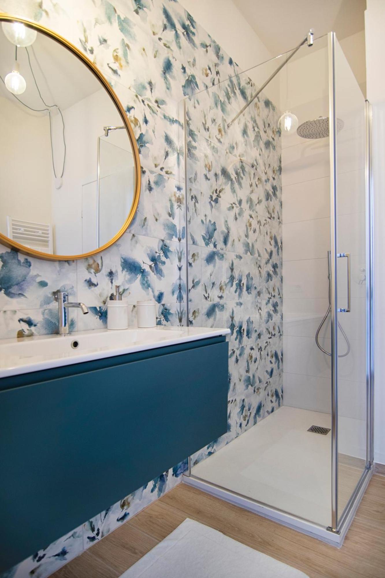 Gigi Suites&Apartments ستريزا المظهر الخارجي الصورة